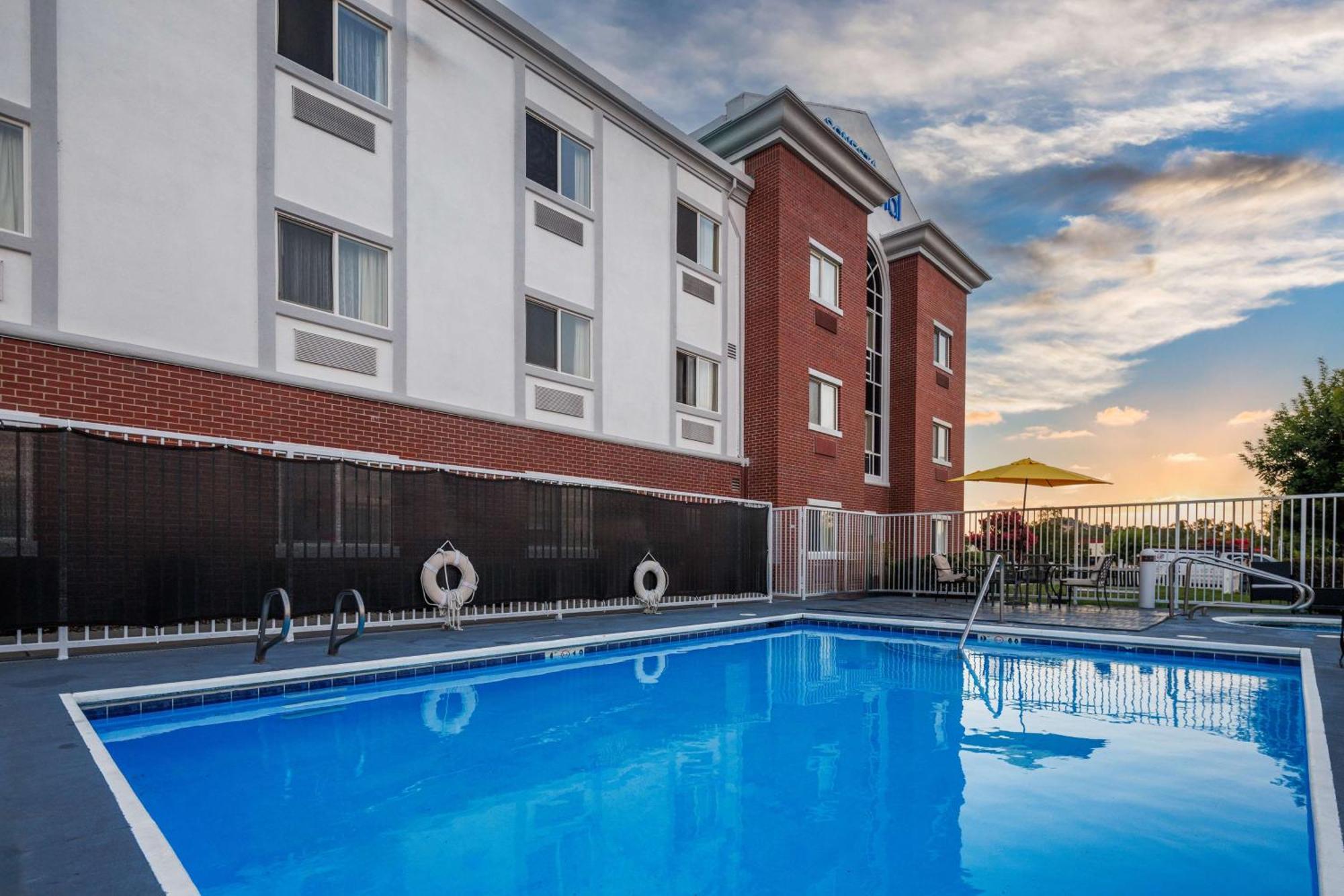Sonesta Essential Vacaville Napa Valley Exterior photo