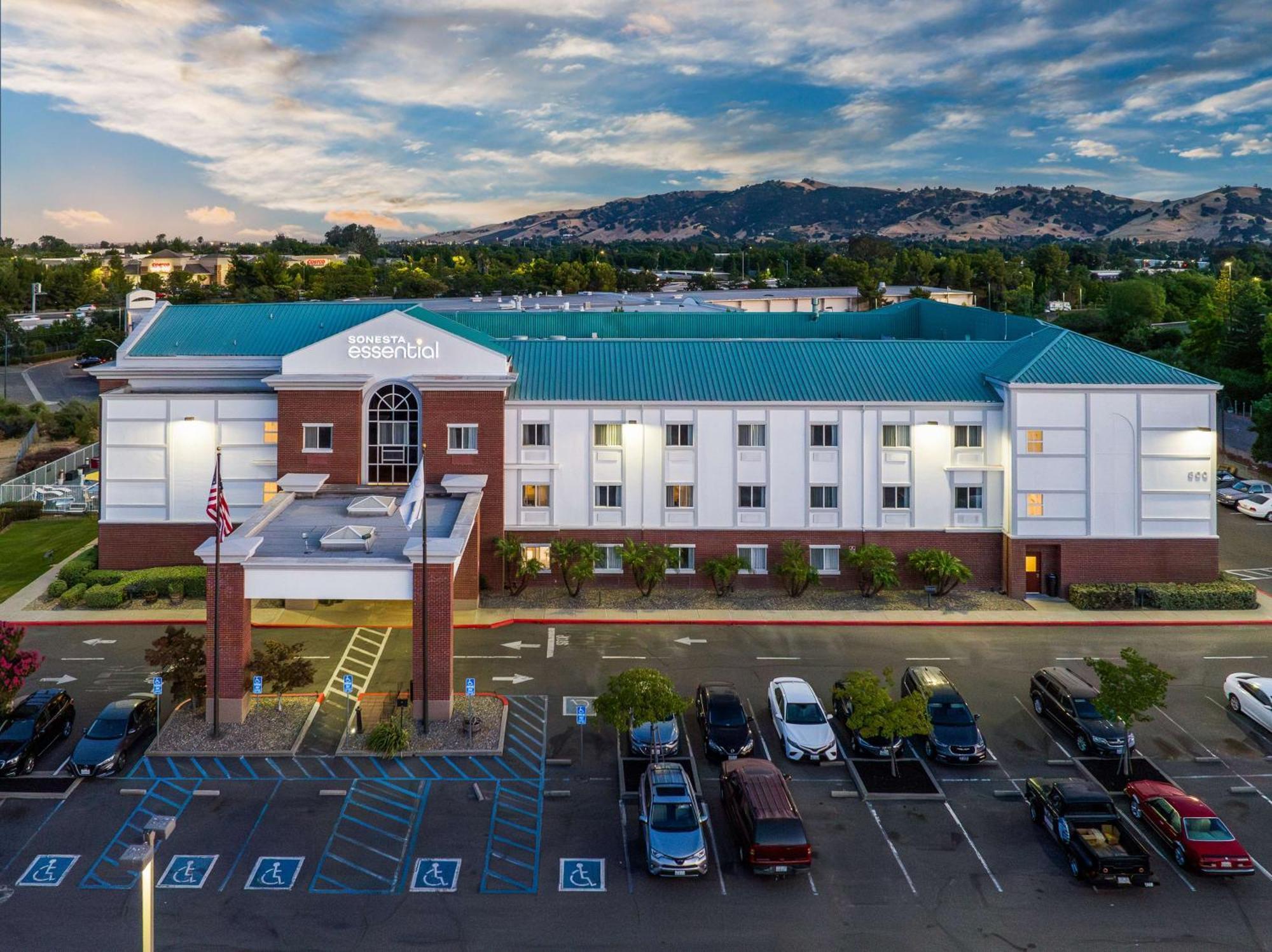 Sonesta Essential Vacaville Napa Valley Exterior photo